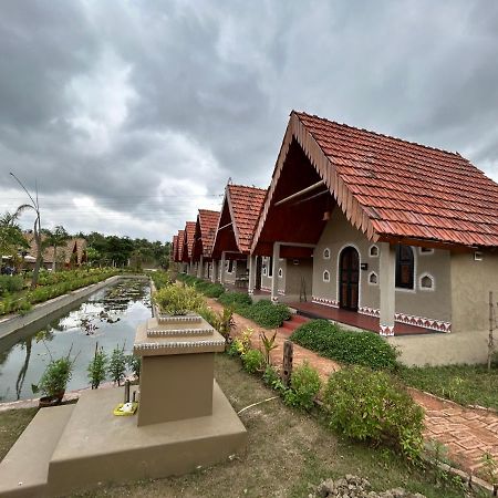 فندق كولكاتافي  Arshinagar Shilpogram المظهر الخارجي الصورة